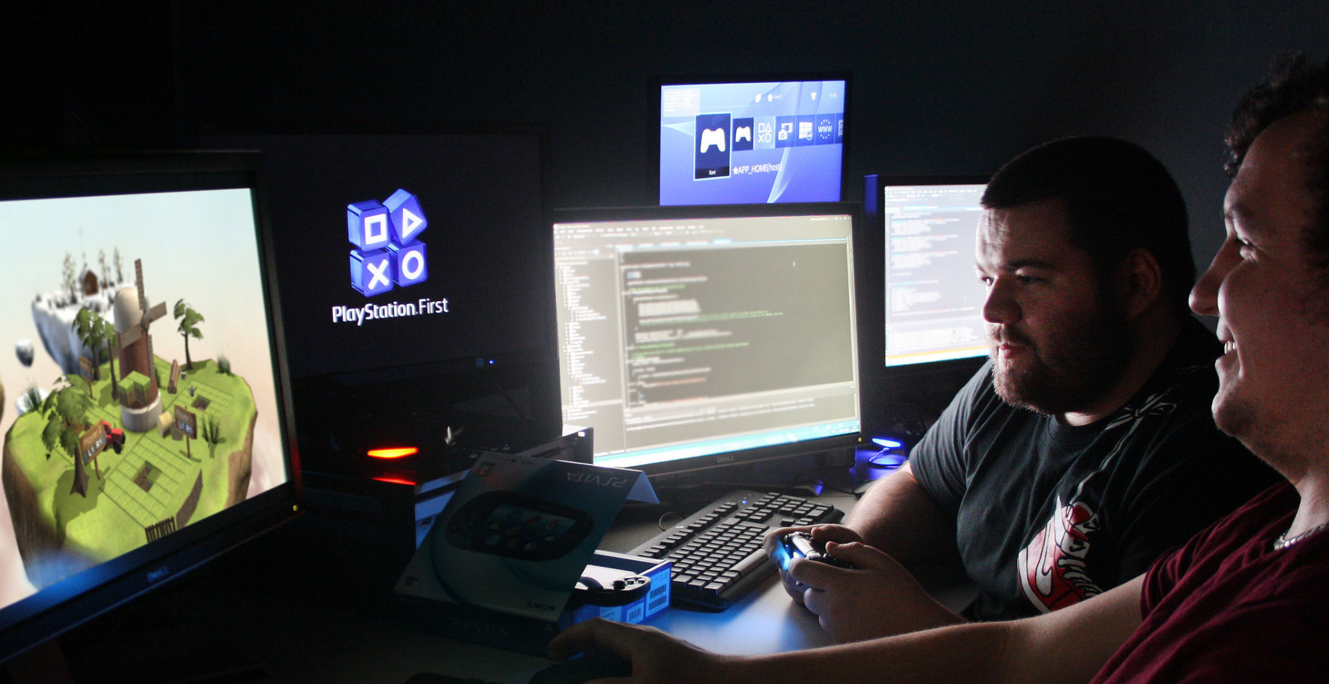 Zdjęcie okładkowe wpisu Studenci z programu PlayStation First przedstawiają swoją grę PieceFall