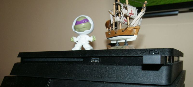 Zdjęcie okładkowe wpisu Przyglądamy się PlayStation 4 Slim – Recenzja