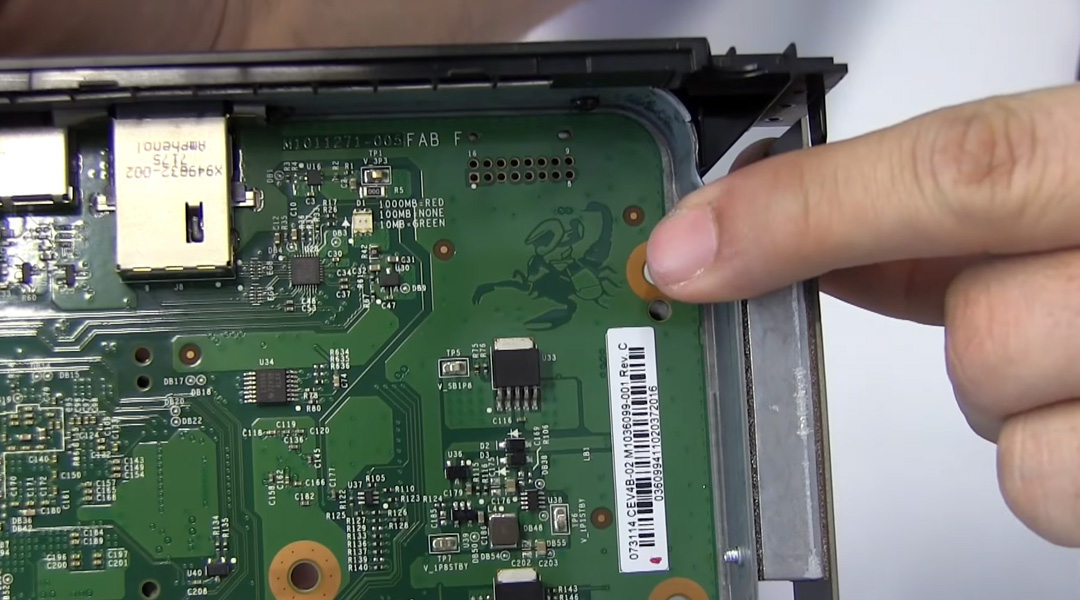 Zdjęcie okładkowe wpisu Master Chief na płytach głównych Xbox One X