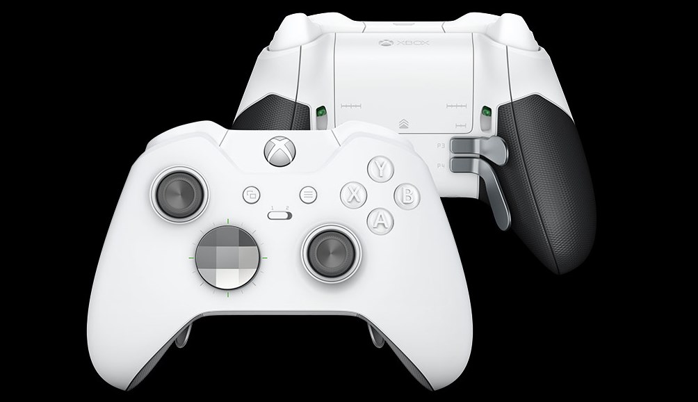Zdjęcie okładkowe wpisu Microsoft prezentuje pada Xbox Elite oraz konsolę Xbox One X w białych barwach