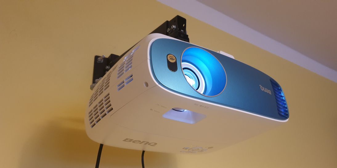 Zdjęcie okładkowe wpisu Test: BenQ TK800M – domowy projektor 4K UHD z HDR10
