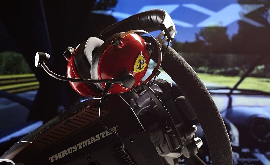 Zdjęcie okładkowe wpisu Test: Thrustmaster T.Racing Scuderia Ferrari [DTS] – wyścigowy zestaw słuchawkowy z dźwiękiem 3D do Xbox One