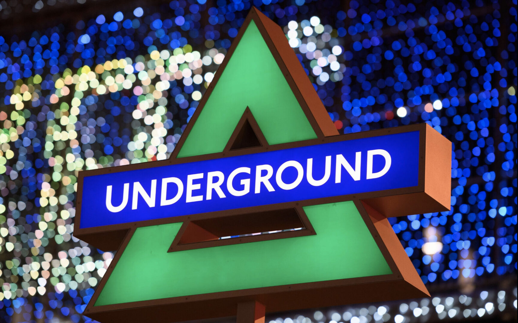 Zdjęcie okładkowe wpisu Sony świętuje premierę PlayStation 5 w londyńskim metrze