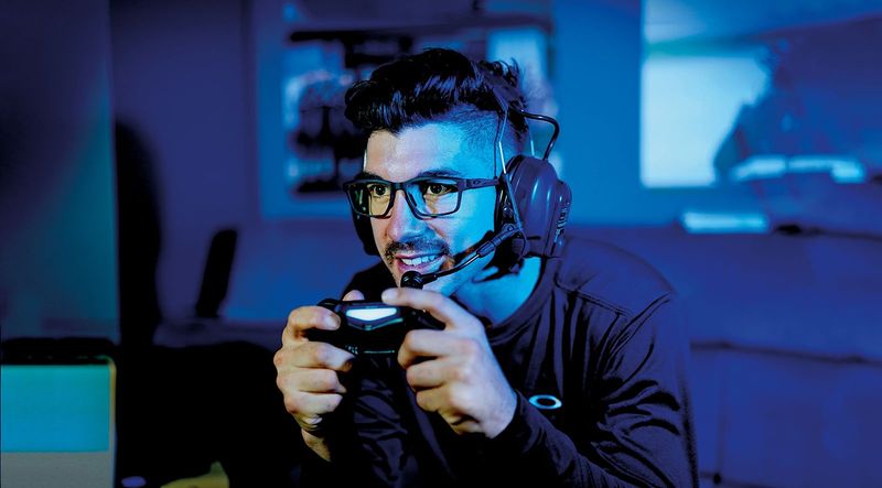 Zdjęcie okładkowe wpisu Test: Oakley Prizm Gaming – soczewki dla graczy i nie tylko