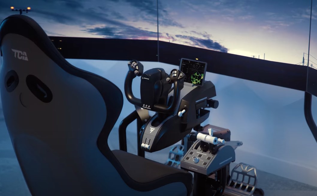 Zdjęcie okładkowe wpisu Thrustmaster prezentuje nowe akcesoria do latania na Xbox