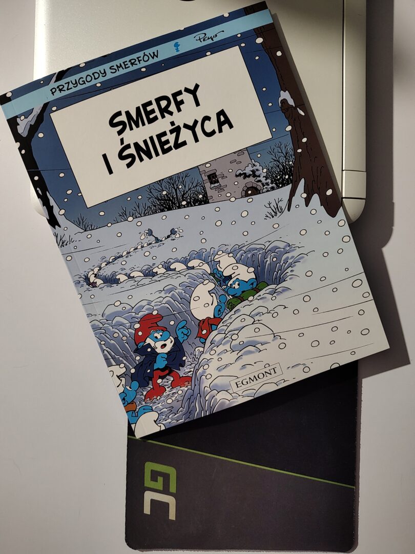 Zdjęcie okładkowe wpisu Recenzja komiksu: Przygody Smerfów. Tom 39. Smerfy i śnieżyca